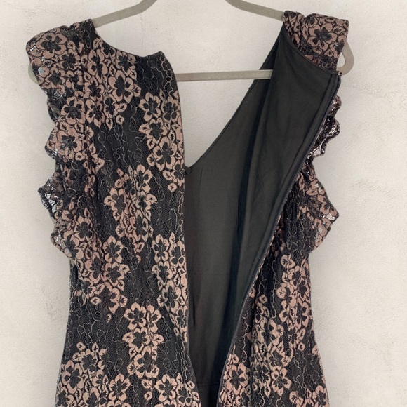 Tommy Hilfiger Women’s Lace Dress Size Small 0065 - Picture 7 of 7